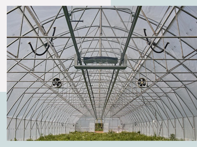 Строительство теплиц в Москве