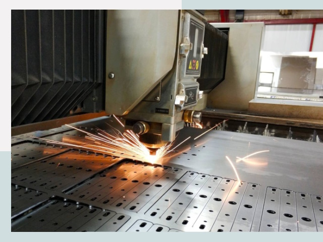 Лазерная резка металла в Москве от 612 руб.